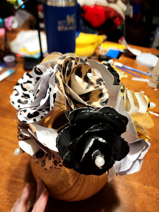 Paper Rose Bouquet (1 dozen)